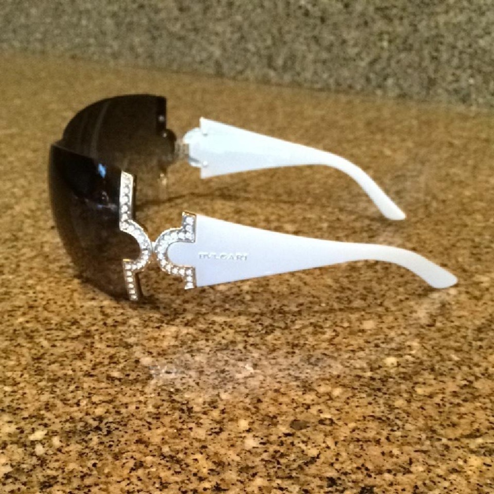 Bvlgari Pearl W/Real Swarovski Diamonds Sunglasses